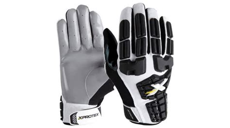 dick's sporting goods gloves football